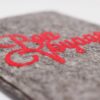 Reisepasshülle aus Filz mit Schriftzug "Bon Voyage", Handarbeit