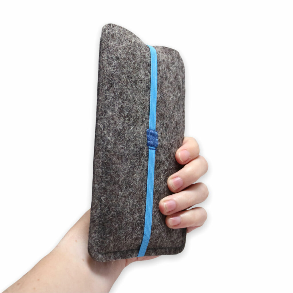 Handytasche mit Band - Filzhülle für dein Handy - blau 7 Handytasche blaues Gummiband