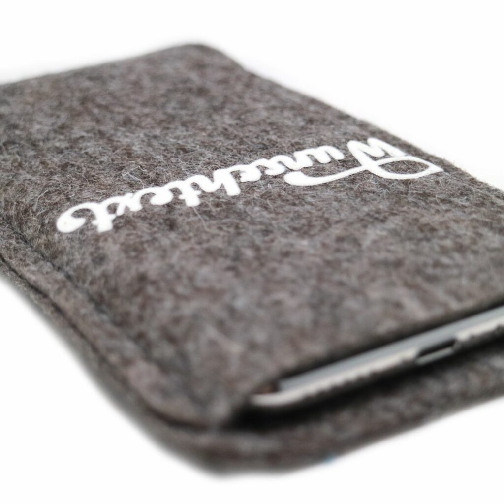 Handytasche aus Filz mit Wunschtext