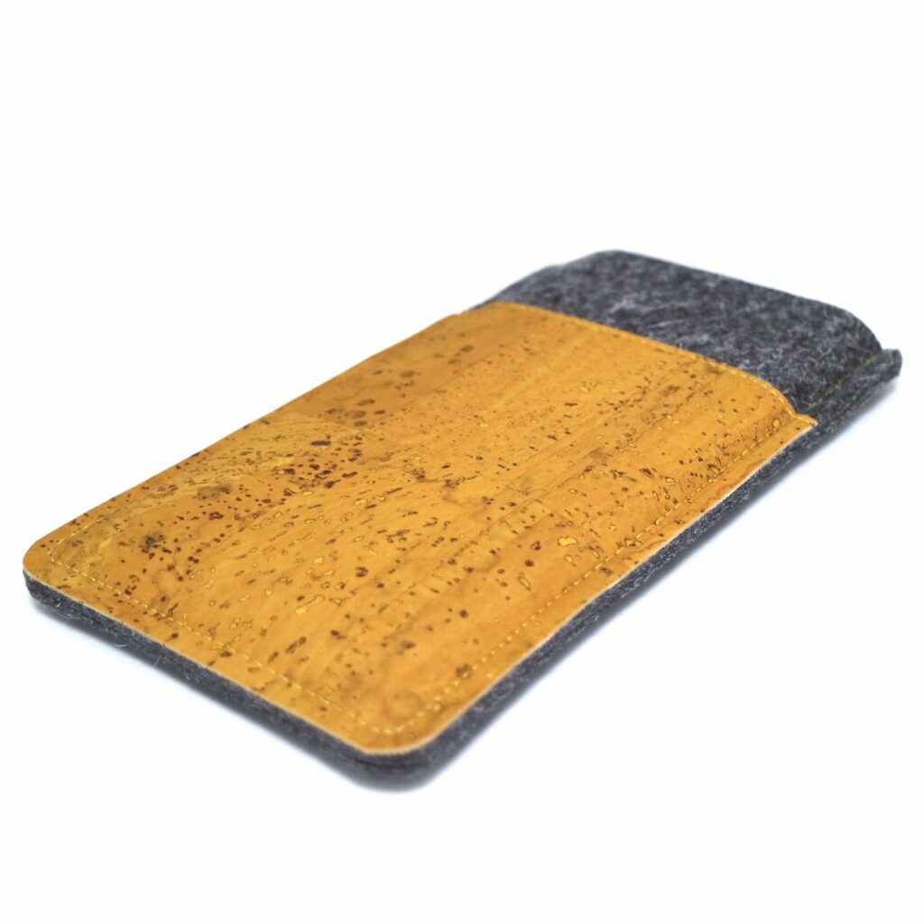 Handyhülle Filz und Kork, gelb, für iPhone 14 & iPhone 14 Pro