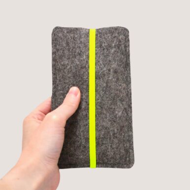 Handytasche aus Filz mit Neon-Gummiband, Maßanfertigung