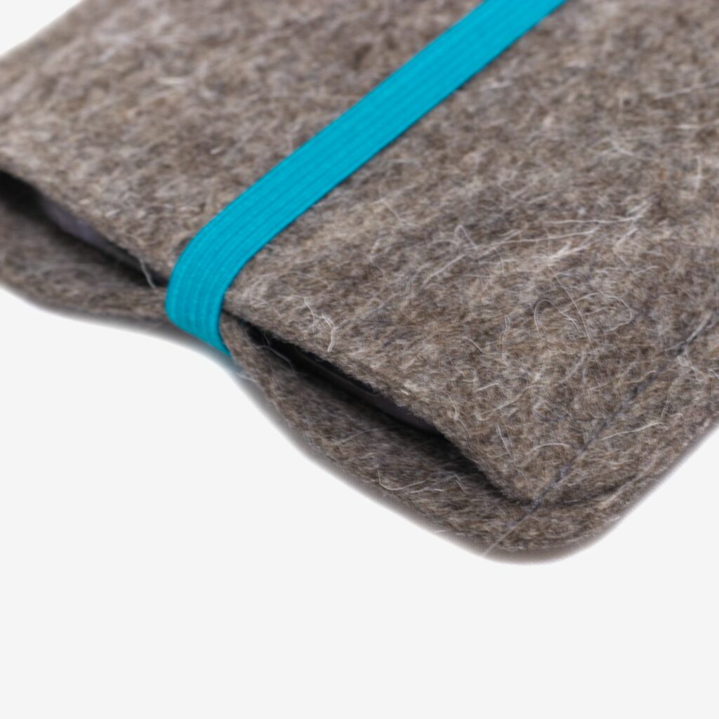 Handytaschen mit Gummiband - unser Klassiker neu entdeckt 8 Handyhülle Filz petrol