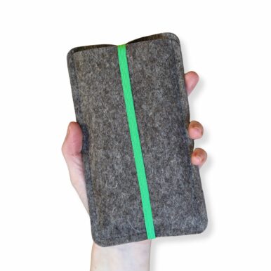 Handytasche aus Filz mit grünem Gummiband, handgemacht