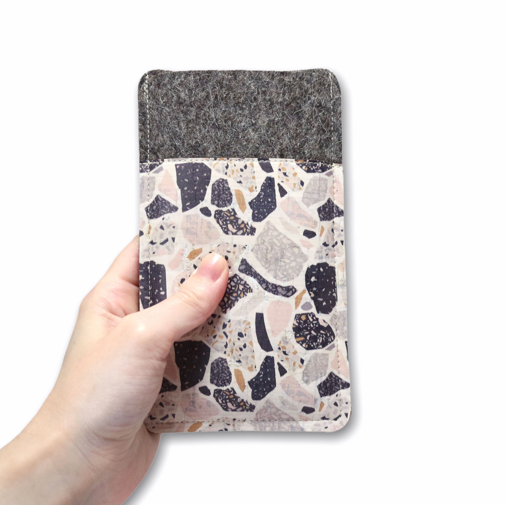 Handytasche aus Kork und Filz